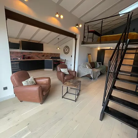 Marie Rose Apartment *